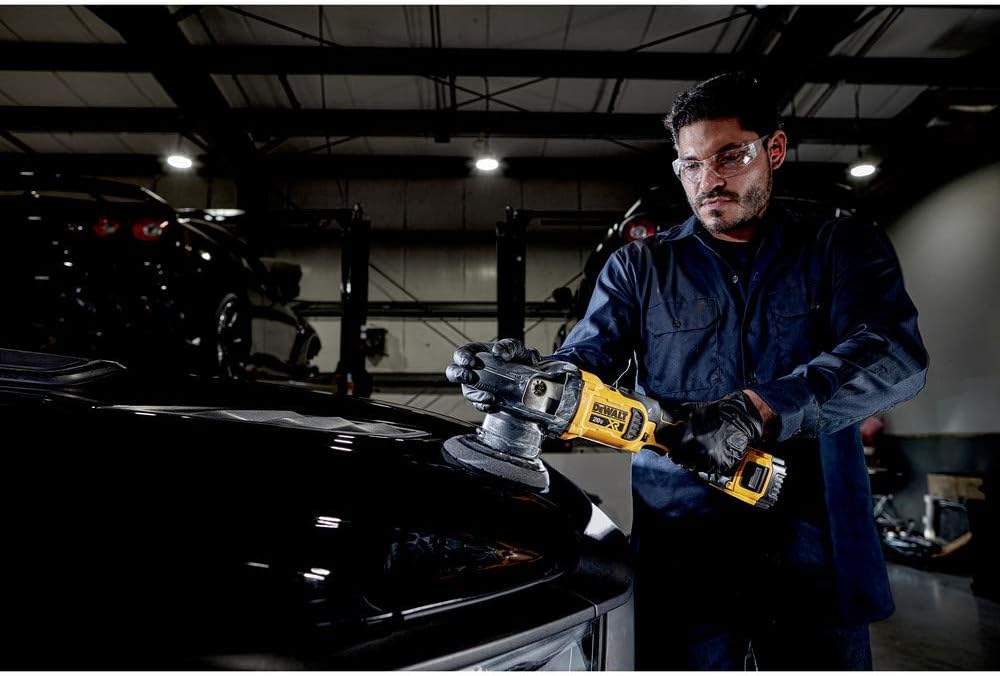 DEWALT 20V MAX* XR Cordless Polisher Kit, Variable-Speed, Random Orbit, 5-Inch (DCM848P2)