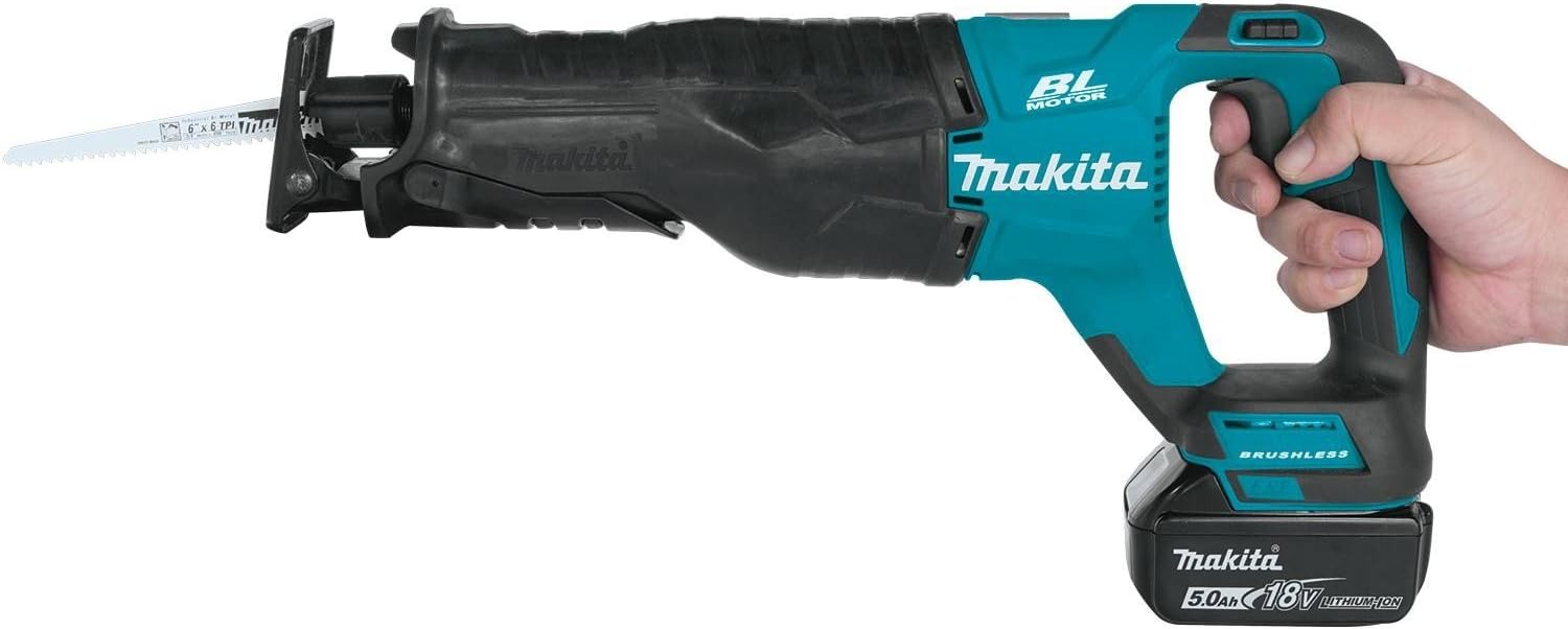 Makita XRJ05T 18V LXT Lithium-Ion Brushless Cordless Recipro Saw Kit (5.0Ah)