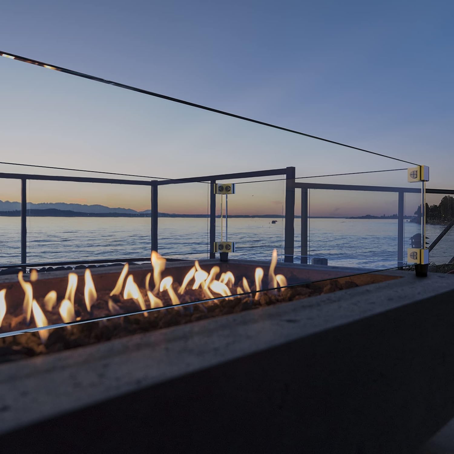 GASPRO 35.5 x 15.5 Inch Glass Wind Guard for Rectangular Fire Pit Table, Thick and Sturdy Tempered Glass Panel with Hard Aluminum Corner Bracket & Rubber Feet, Easy to Assemble