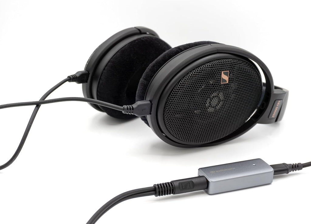 Audioengine HXL Portable Balanced Headphone Amplifier & DAC 4.4mm/3.5mm Outputs, 520mW @ 32Ω Balanced Power, Hi-Res PCM 32-bit/384kHz & Native DSD256 Support