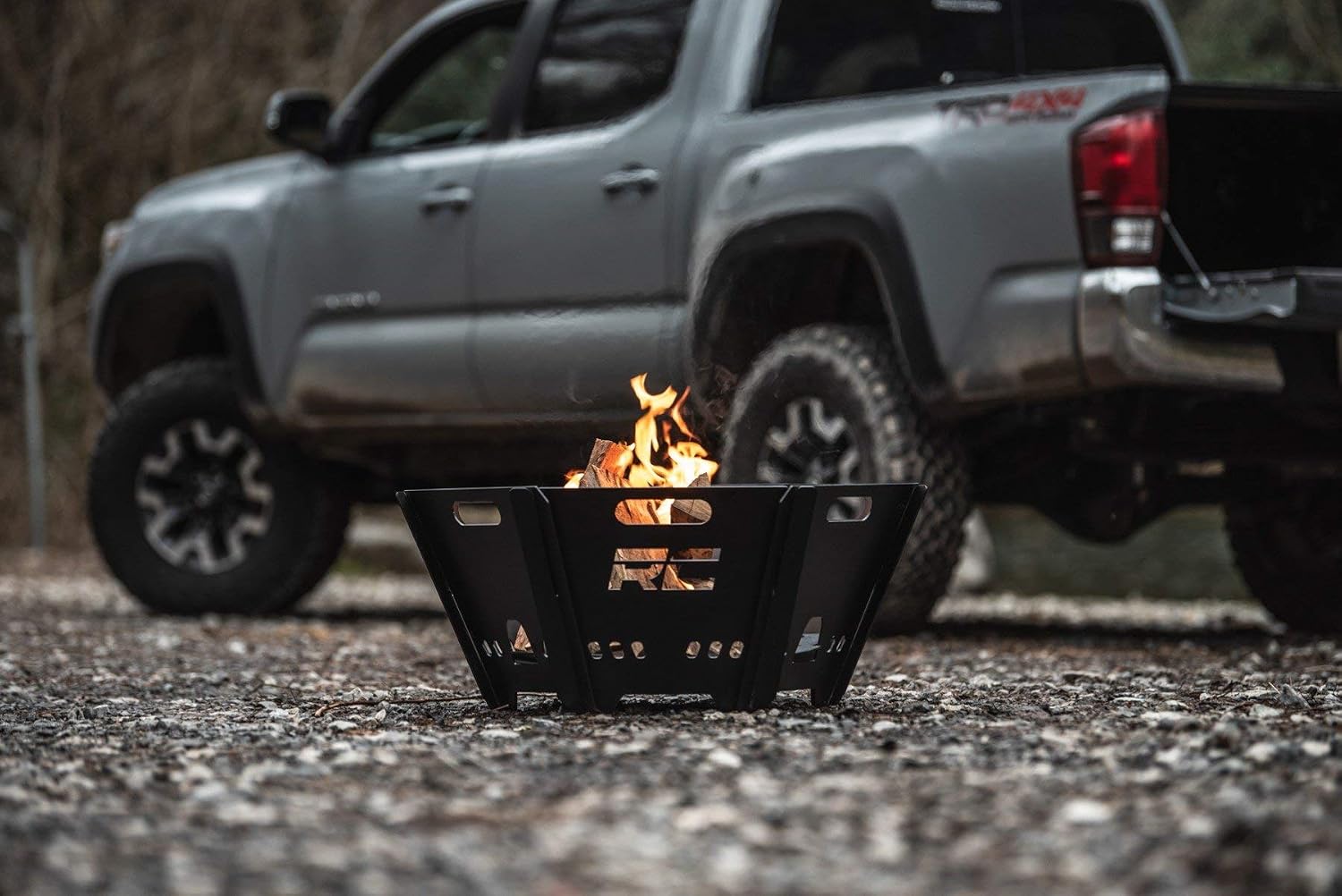 Rough Country Portable Fire Pit for Camping with Carry Bag - Heavy-Duty Steel, Quick Tool-Free Setup, Outdoor Collapsible Fire Pit for Overland, Tailgating & Backyard Use