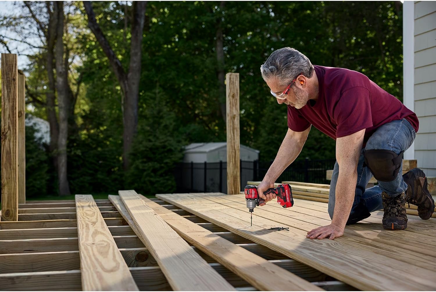 CRAFTSMAN V20 Cordless Brushless Impact Driver Set, 1/4 Impact Driver, Includes 2 Batteries and Charger (CMCF830D2)