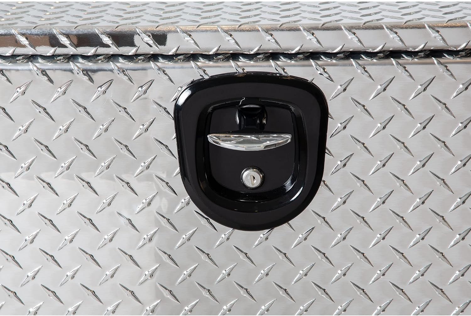 Buyers Products 1705105 Silver Diamond Tread Aluminum Underbody Truck Box with T-Handle Latch, 18 x 18 x 36 Inch, Durable Contractor Toolbox For Organization And Storage, Job Tool Chest