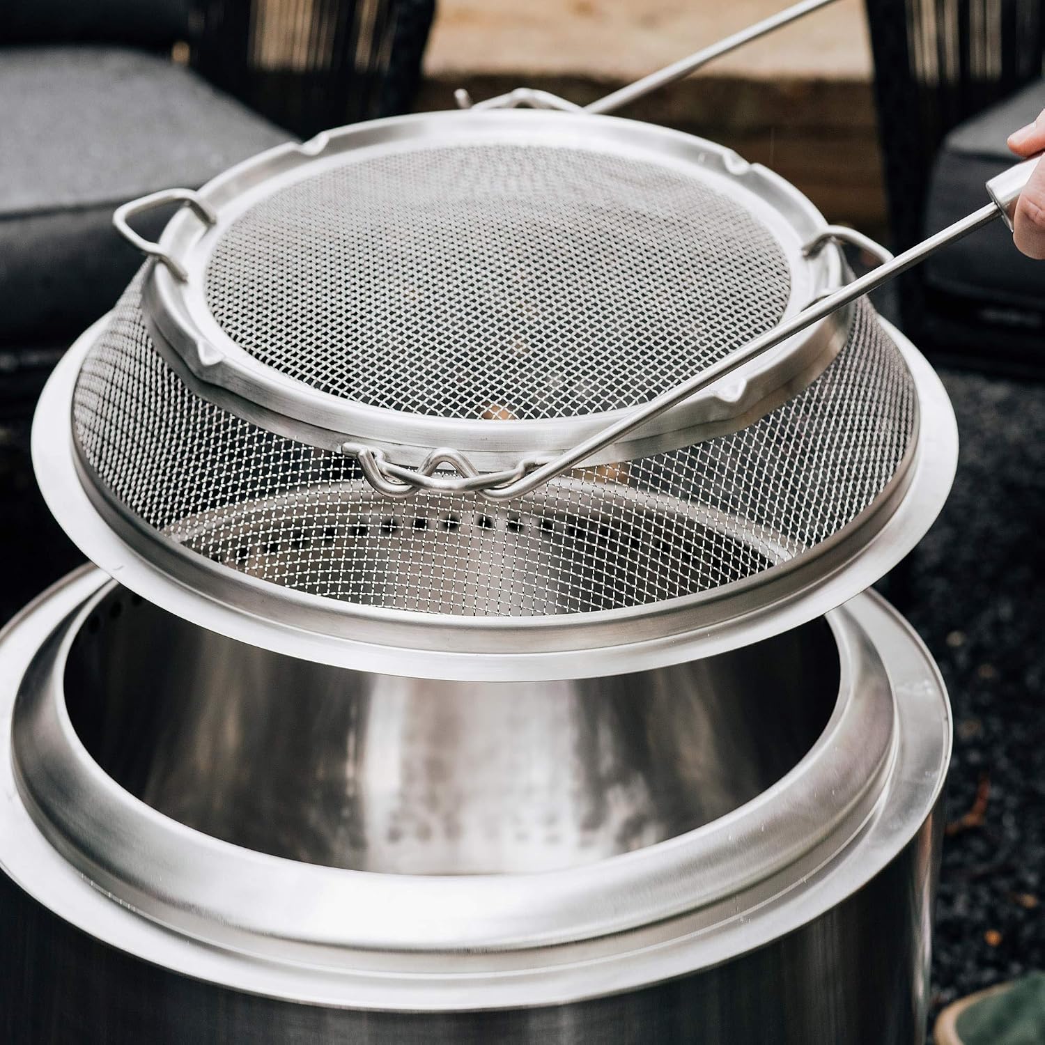 Solo Stove Bonfire Shield - Durable Stainless Steel Spark Protector Mesh Screen for Fire Pits, Keeps Pops and Hot Embers Contained for Safe Outdoor Fires, Includes Shield Removal Tools