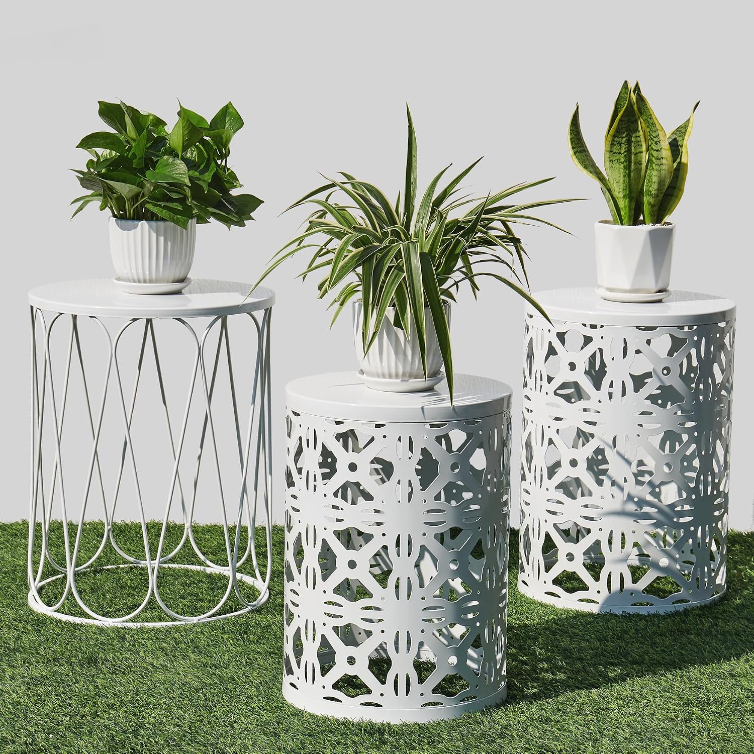Y&M Set of 3 Stacking Coffee Table for Living Room, Round Metal Coffee Table, Indoor End Tables, Outdoor Garden Stool with Heavy Duty Metal Frame Modern Industrial Decor - Pure White (Ship from US)