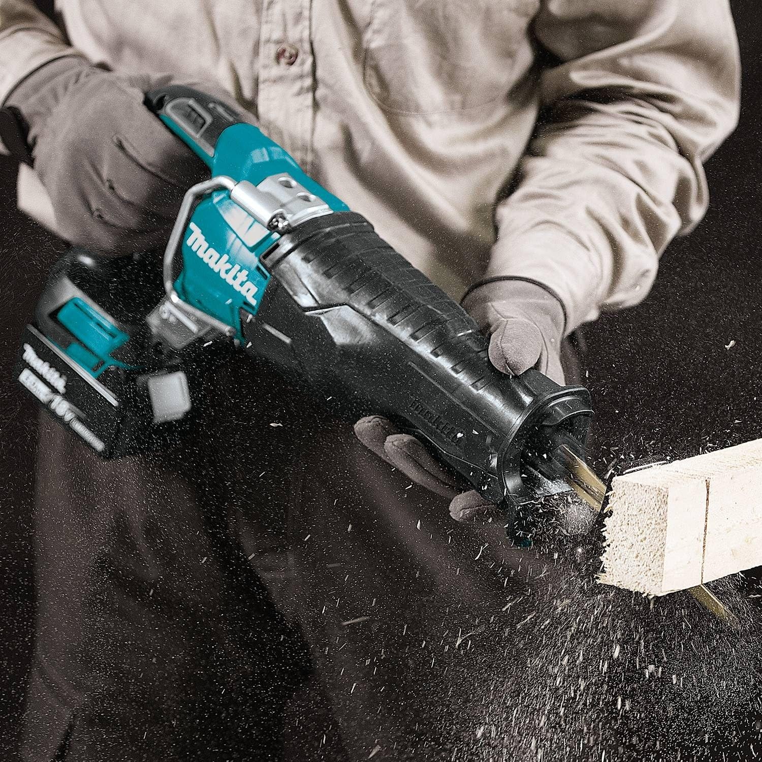 Makita XRJ05T 18V LXT Lithium-Ion Brushless Cordless Recipro Saw Kit (5.0Ah)