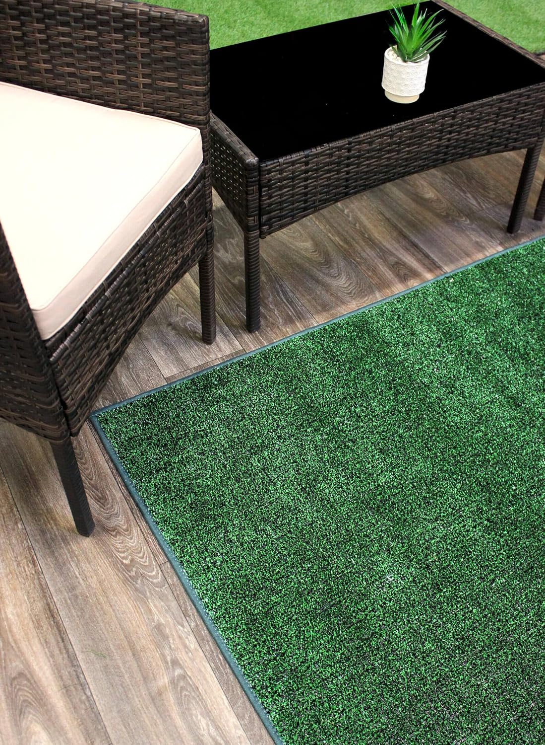 KOECKRITZ Outdoor Turf Rug – Weather-Resistant Artificial Grass Carpet for Patio, Deck, Porch, Gazebo, Boat & Pool – Lightweight, Fade-Resistant - 6' x 12' Holly Leaf