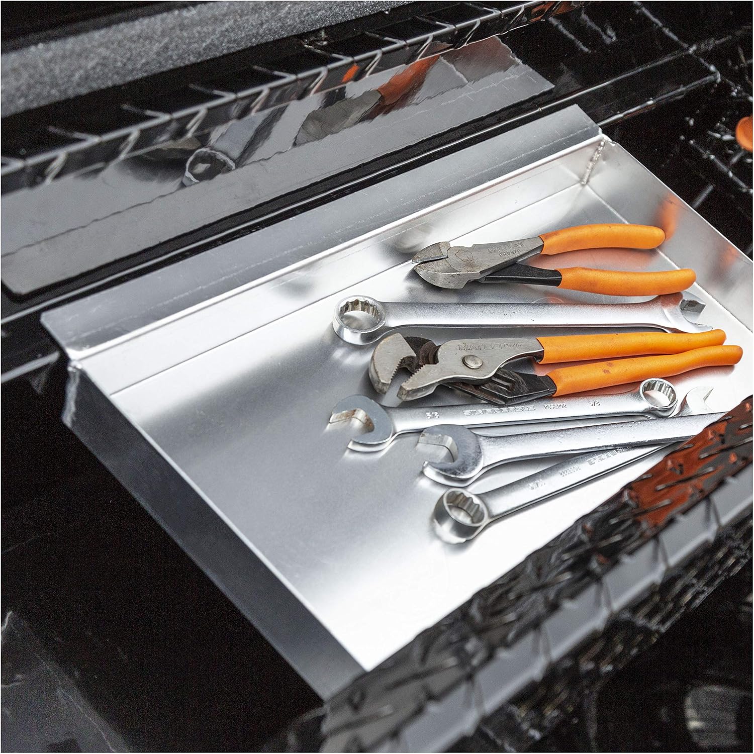 UWS EC10312 63-Inch Gloss Black Heavy-Wall Aluminum Slim Truck Tool Box with Low Profile, RigidCore Lid