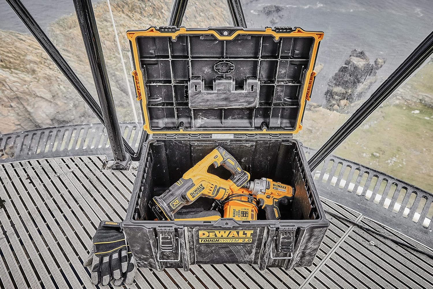 Durable DS300 toolbox with IP65 seal, 50kg load, auto-latching, removable tray, and tracker-ready design—ideal for secure, stackable jobsite tool storage.